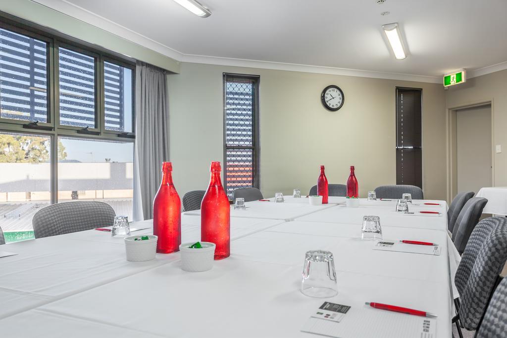 Platinum International Hotel Toowoomba Buitenkant foto